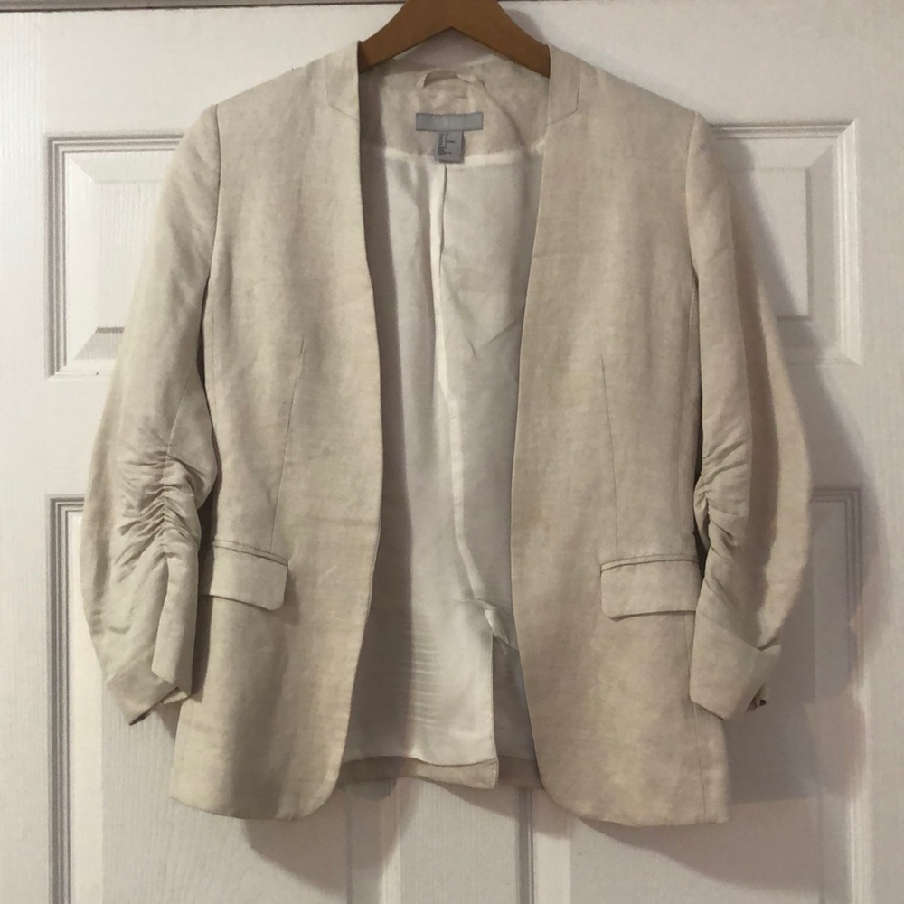 H&M Ivory Linen Ruched Sleeve Blazer - 3/4 sleeves - no buttons